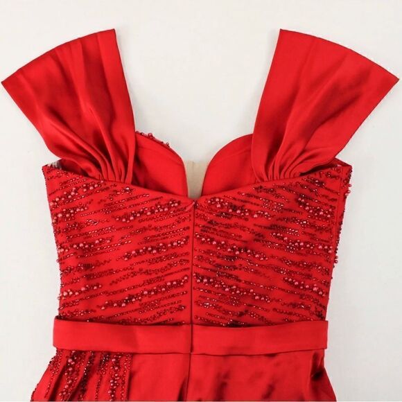 Dressing Room style# 1878 Deep-V Beaded Bodice Dress With Train - Women's Size 1 - Picture 8 of 12